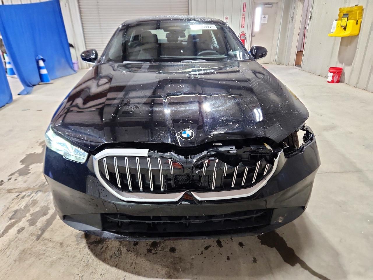 2027 BMW 530 I - zdjęcie 5