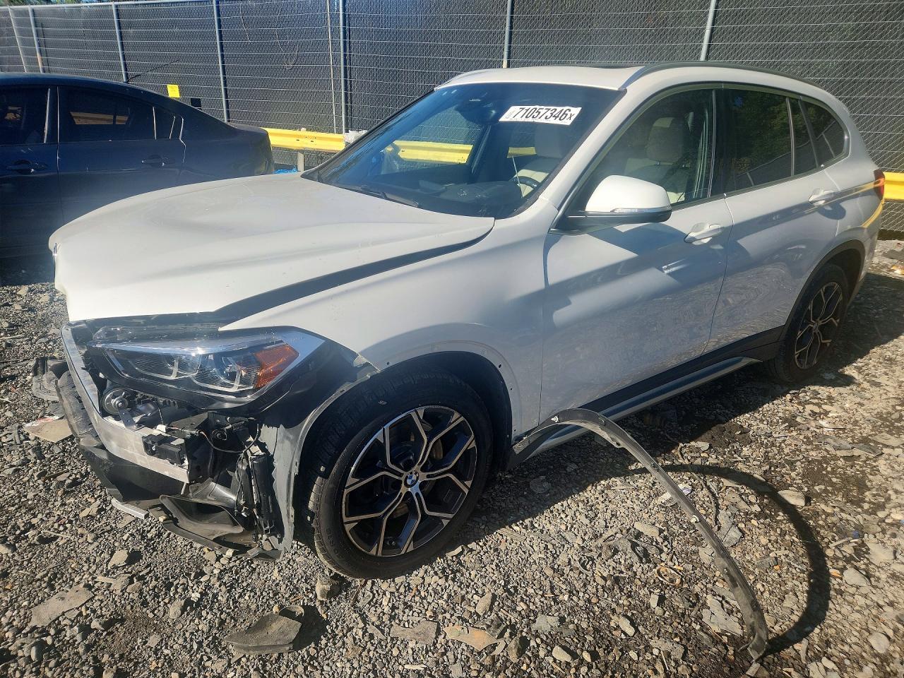 2020 BMW X1 xDrive28I - zdjęcie główne