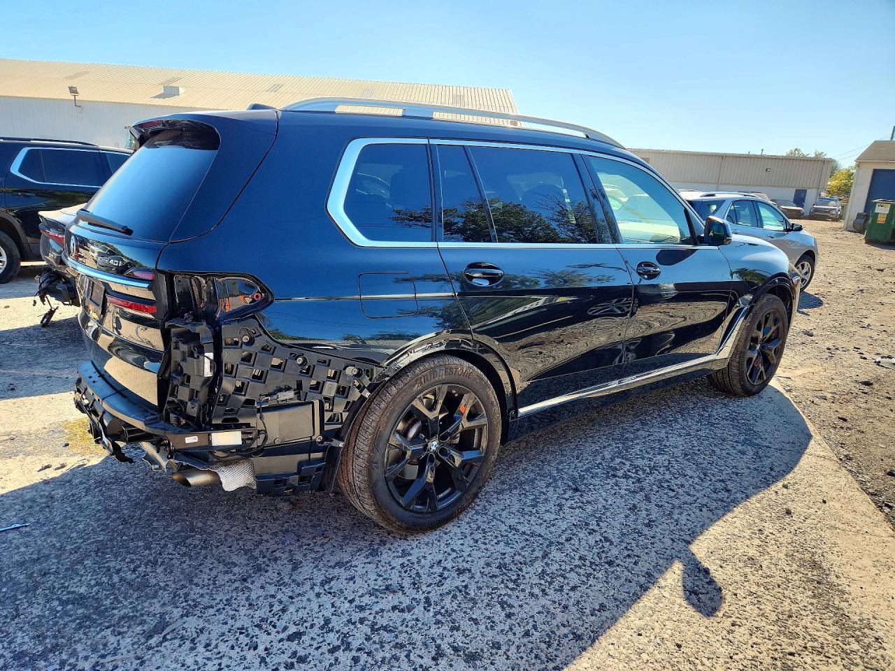 2026 BMW X7 xDrive40I - zdjęcie 3