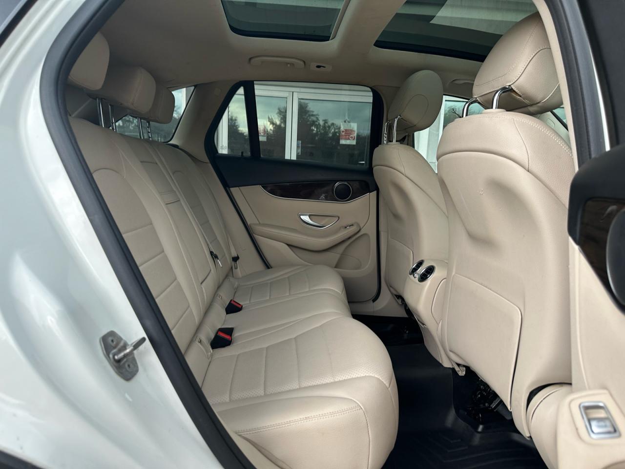 2019 Mercedes-Benz Glc 300 4Matic - zdjęcie 6