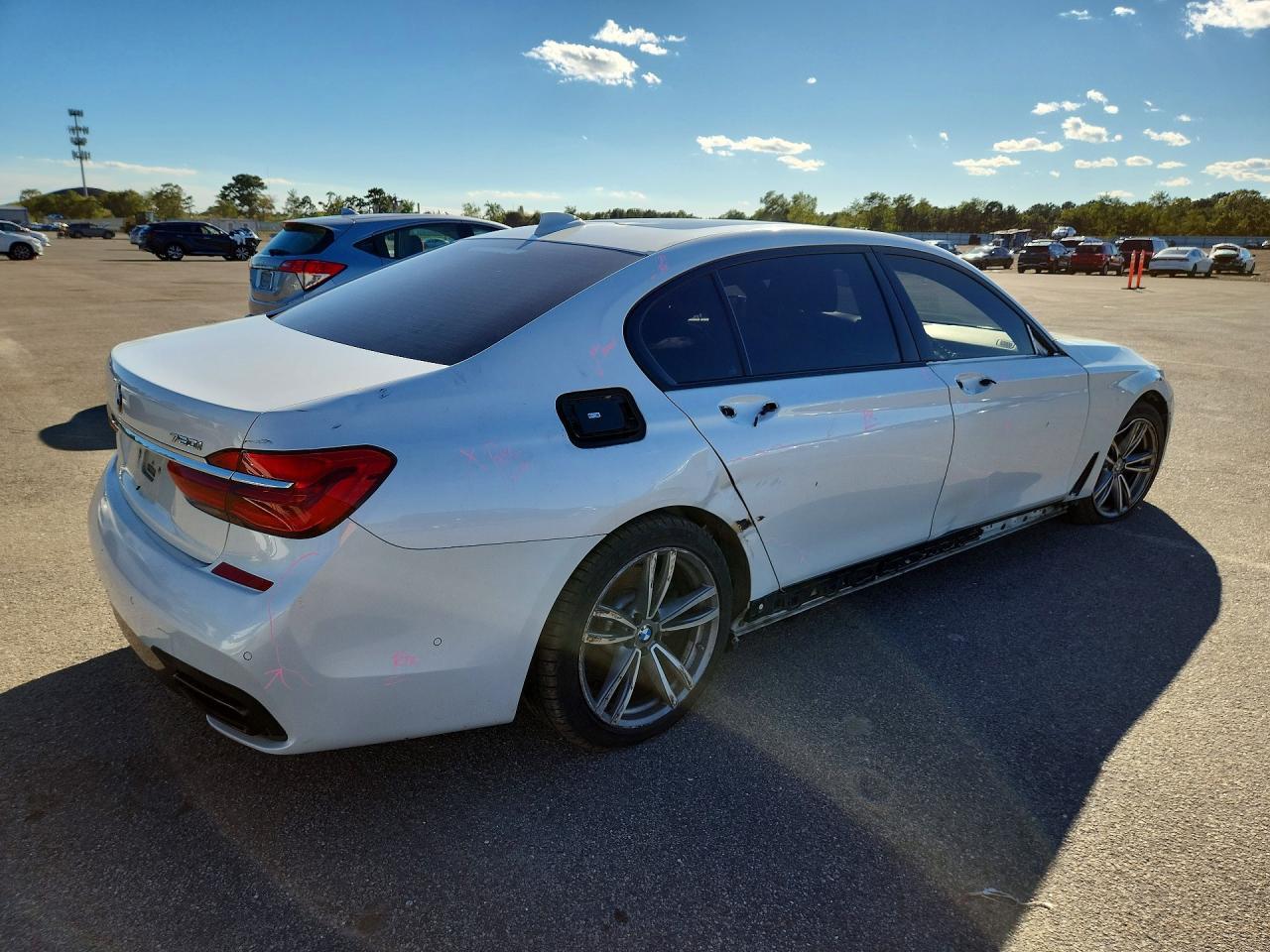 2017 BMW Seria 7 B7 - zdjęcie 3