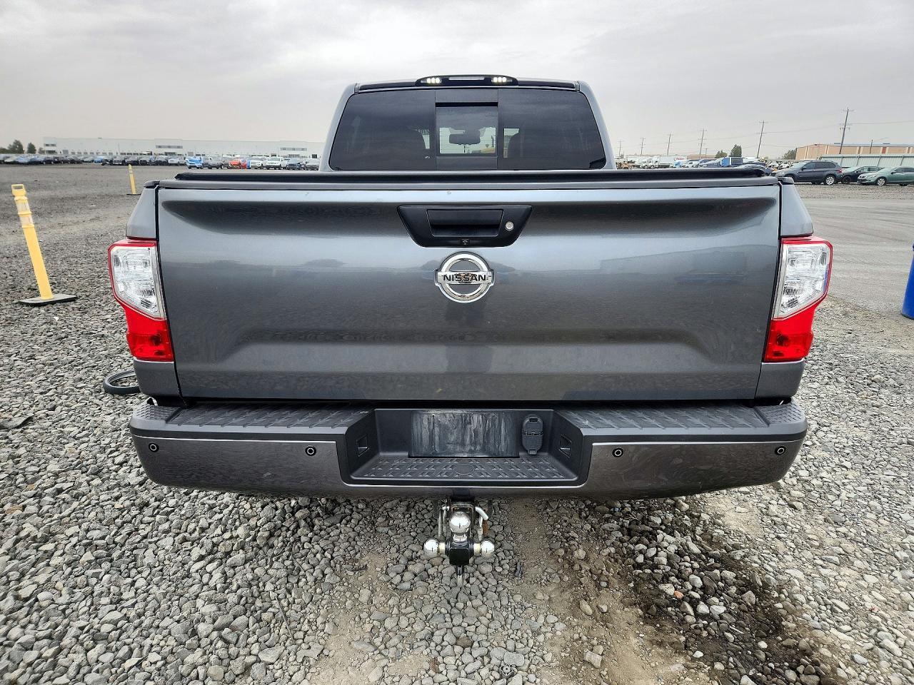 2018 Nissan Titan Xd Sl - zdjęcie 6
