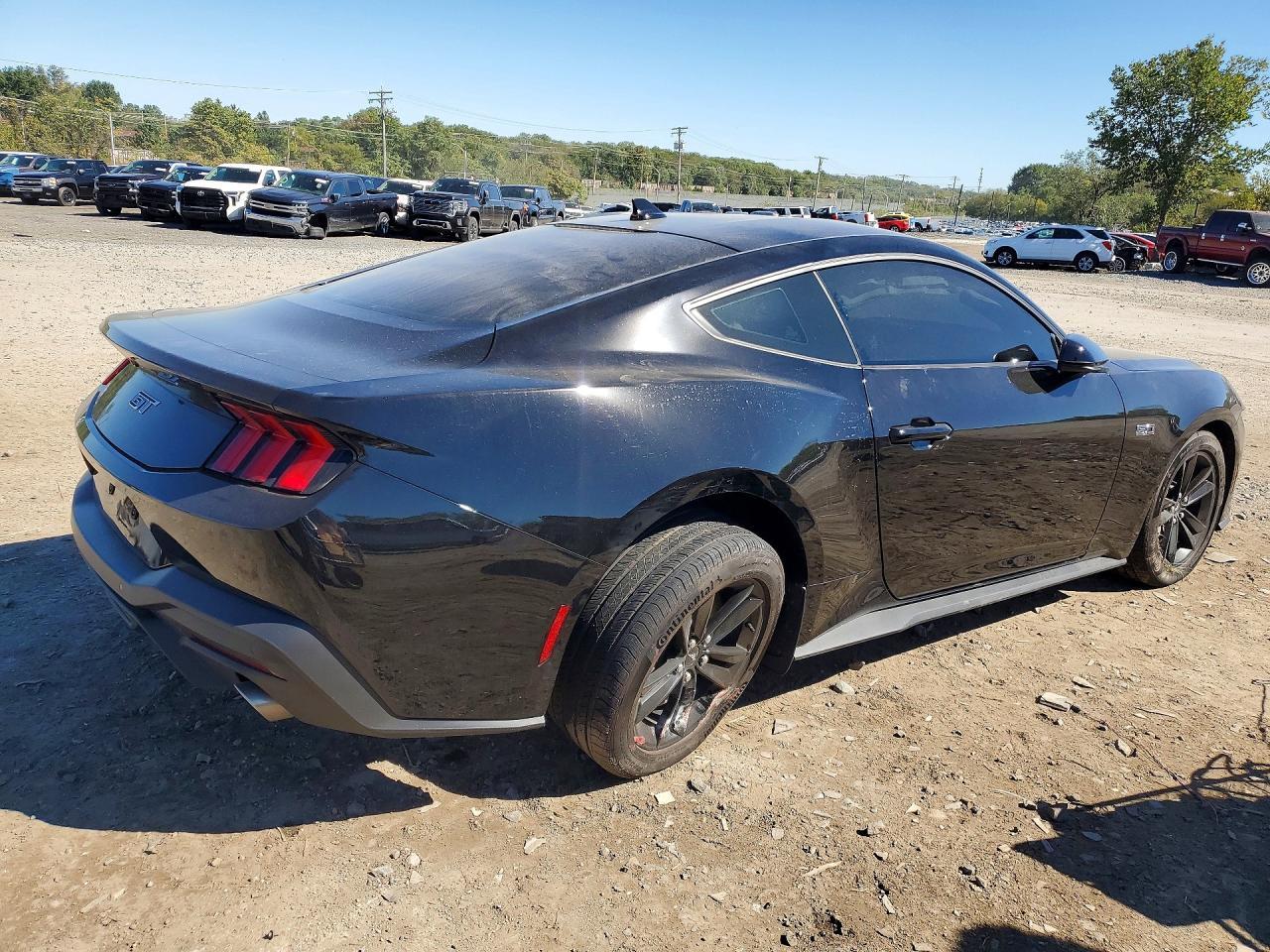 2026 Ford Mustang Gt - zdjęcie 3
