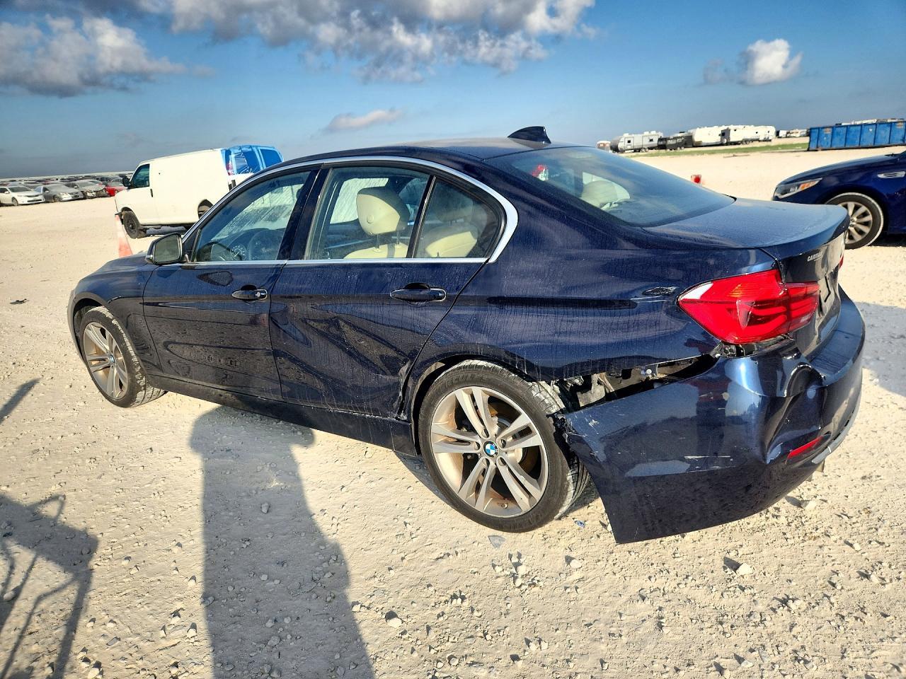 BMW Seria 3 - zdjęcie 2