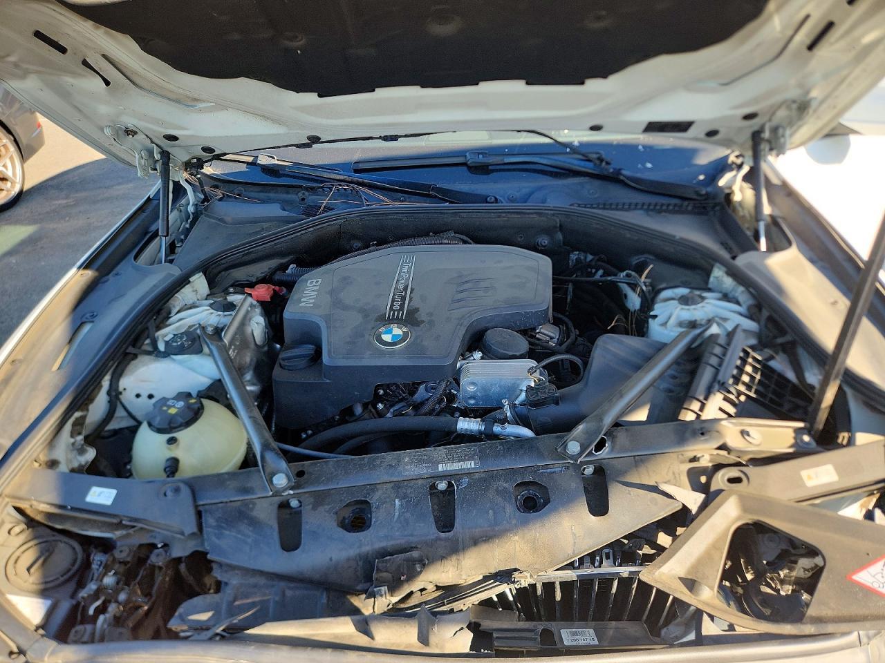 2013 BMW 528 I - zdjęcie 11