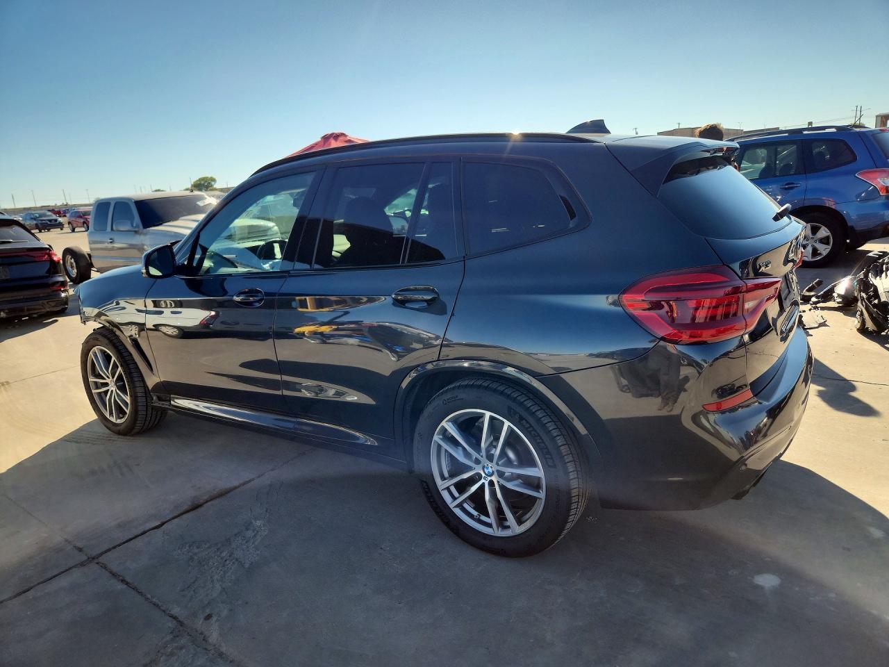 2018 BMW X3 xDrivem40I - zdjęcie 2