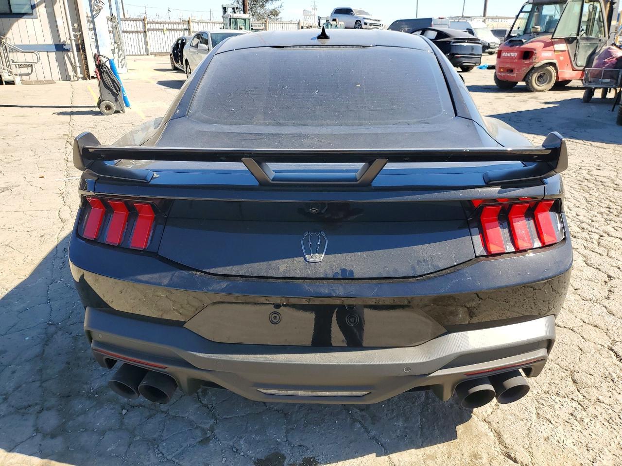 2026 Ford Mustang Dark Horse - zdjęcie 6