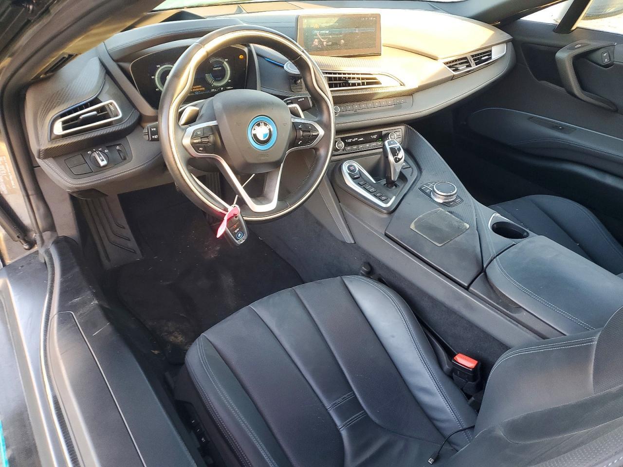 2019 BMW I8 - zdjęcie 8