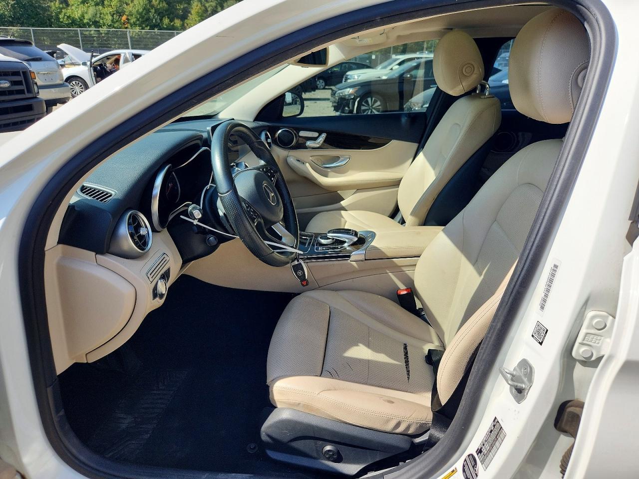 2016 Mercedes-Benz C300 4Mati - zdjęcie 7