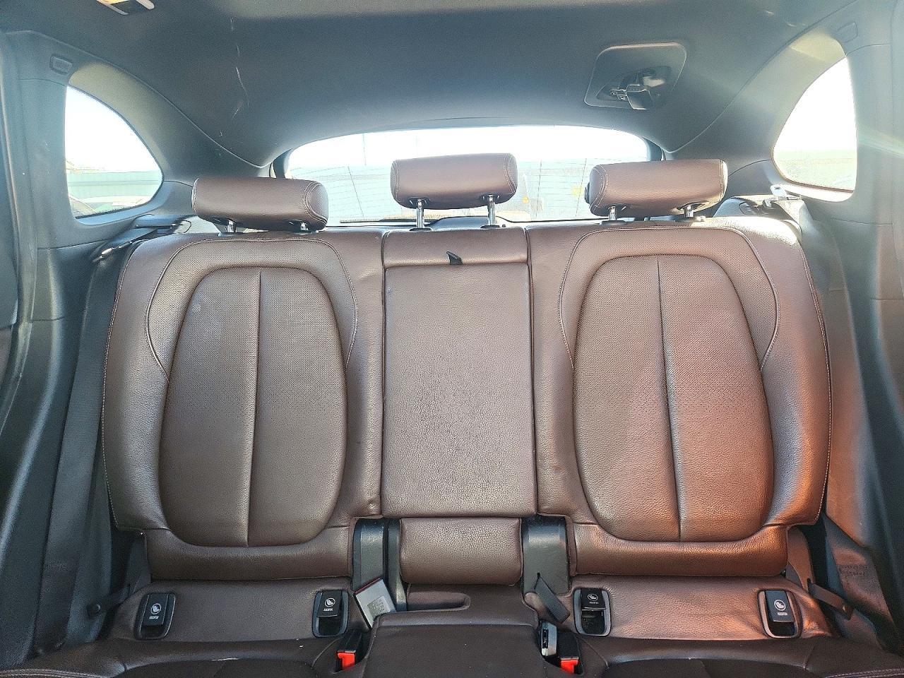 2016 BMW X1 xDrive28I - zdjęcie 10