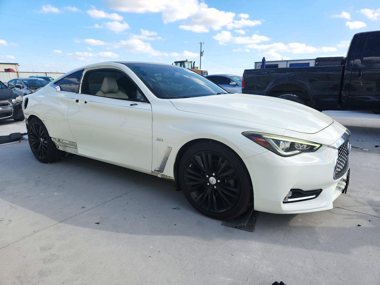 2017 Infiniti Q60 3.0T Premium - zdjęcie 4