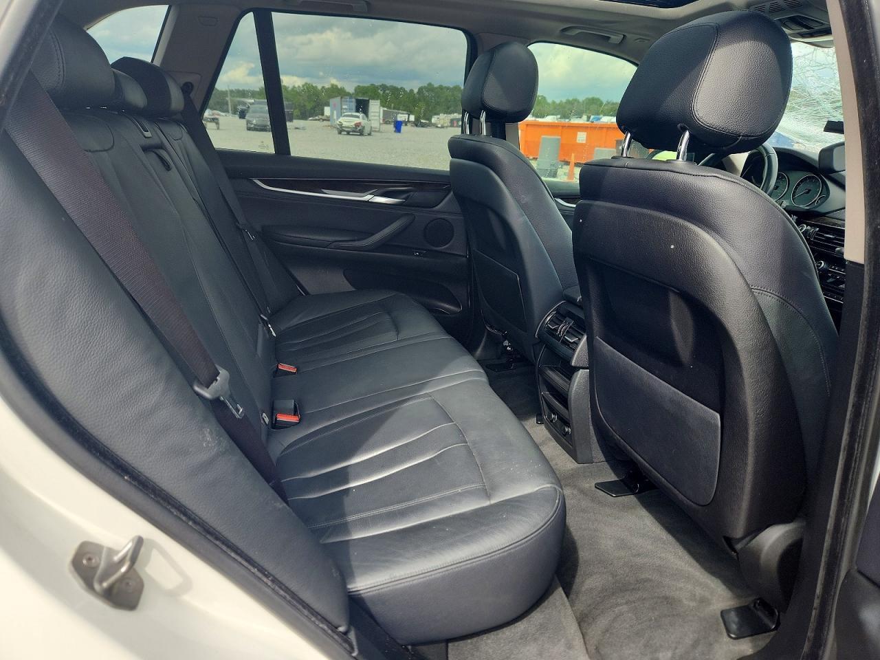 2014 BMW X5 Sdrive35I - zdjęcie 11