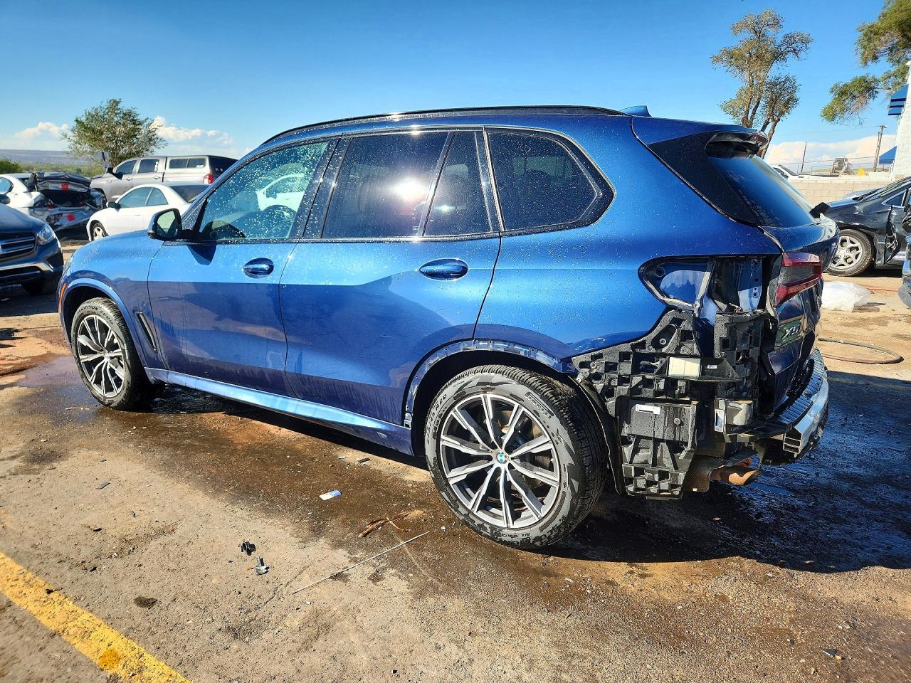 2022 BMW X5 xDrive40I - zdjęcie 2
