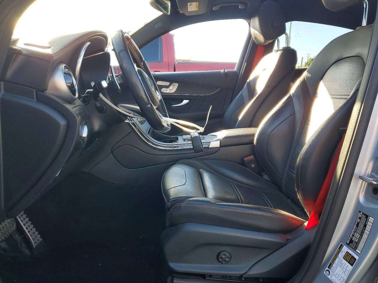 2023 Mercedes-Benz AMG GLC 43 Coupe - zdjęcie 7