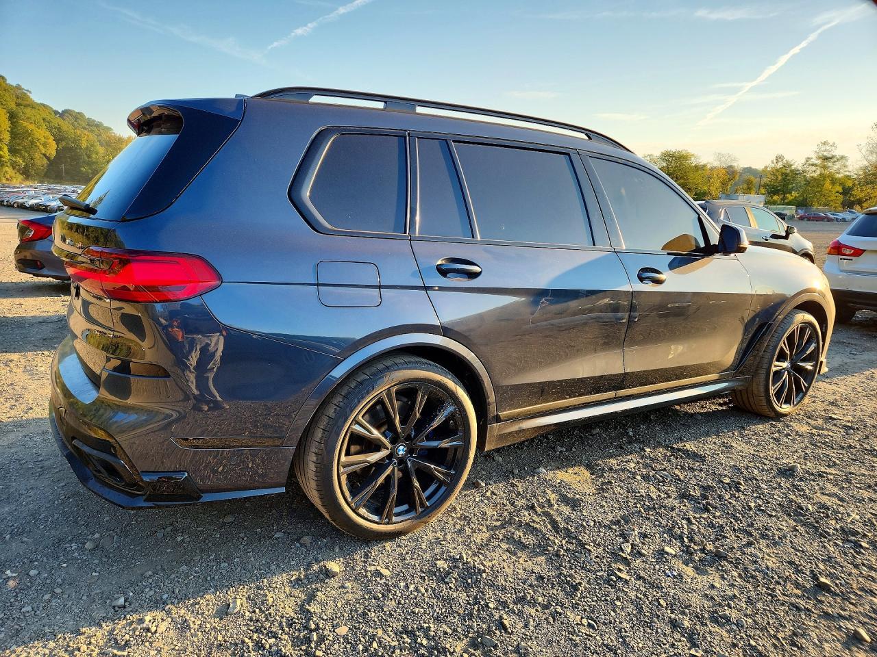 2019 BMW X7 xDrive50I - zdjęcie 3