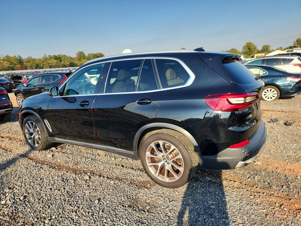 2021 BMW X5 xDrive40I - zdjęcie 2