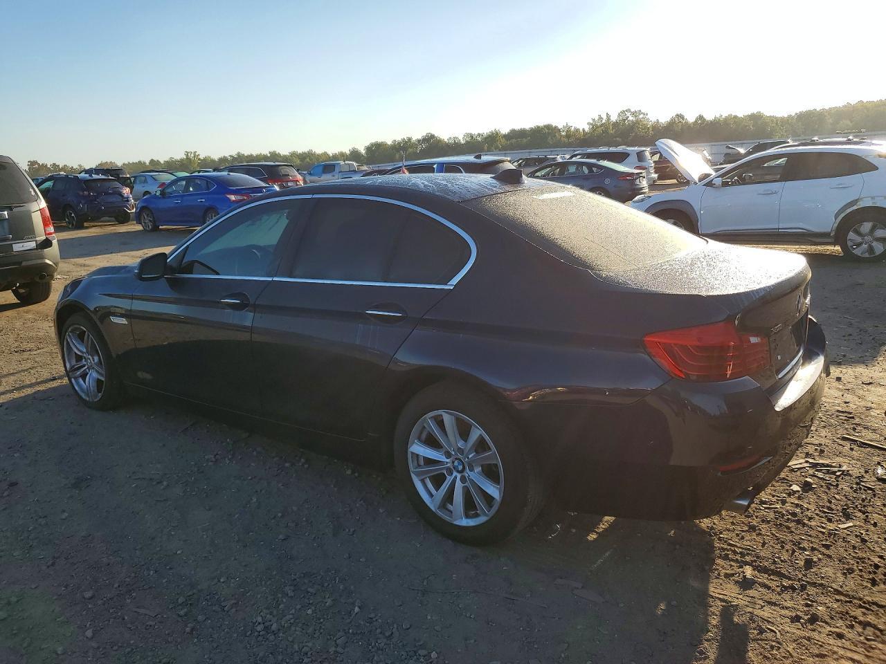2015 BMW Seria 5 528i - zdjęcie 2