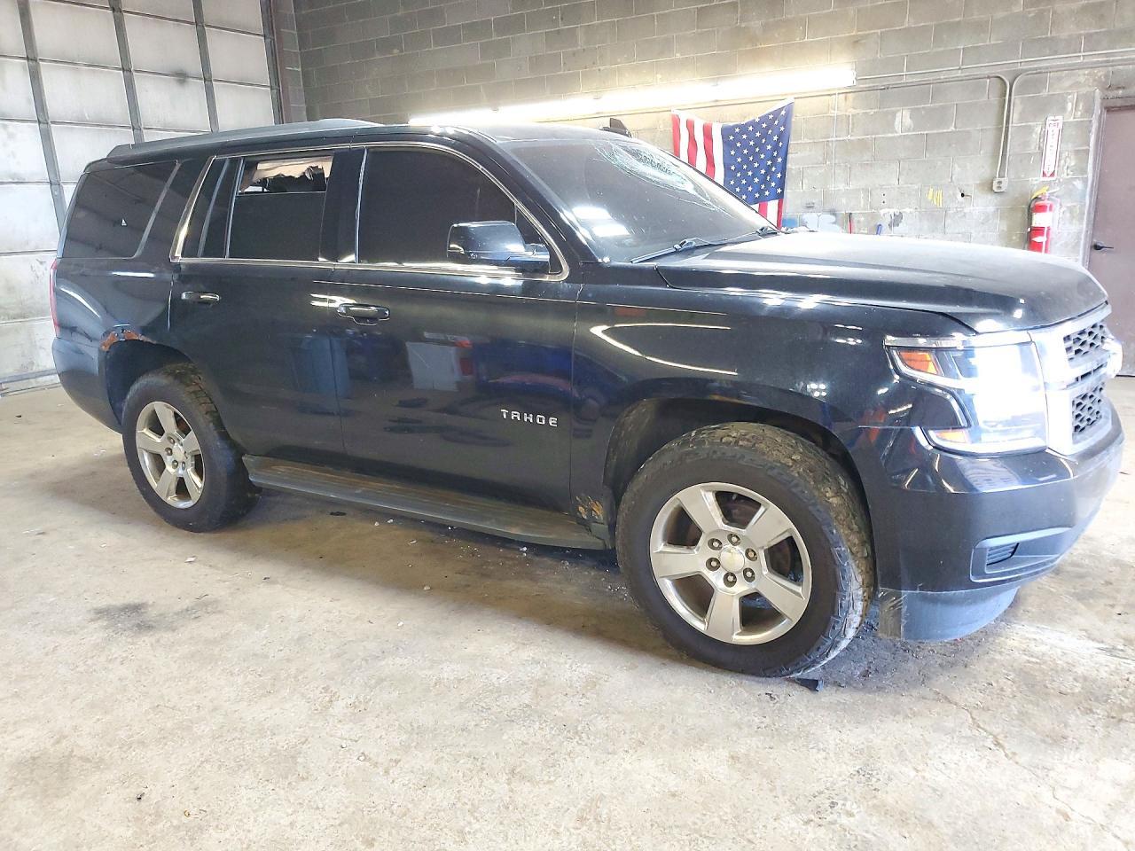 2017 Chevrolet Tahoe K1500 Ls - zdjęcie 4