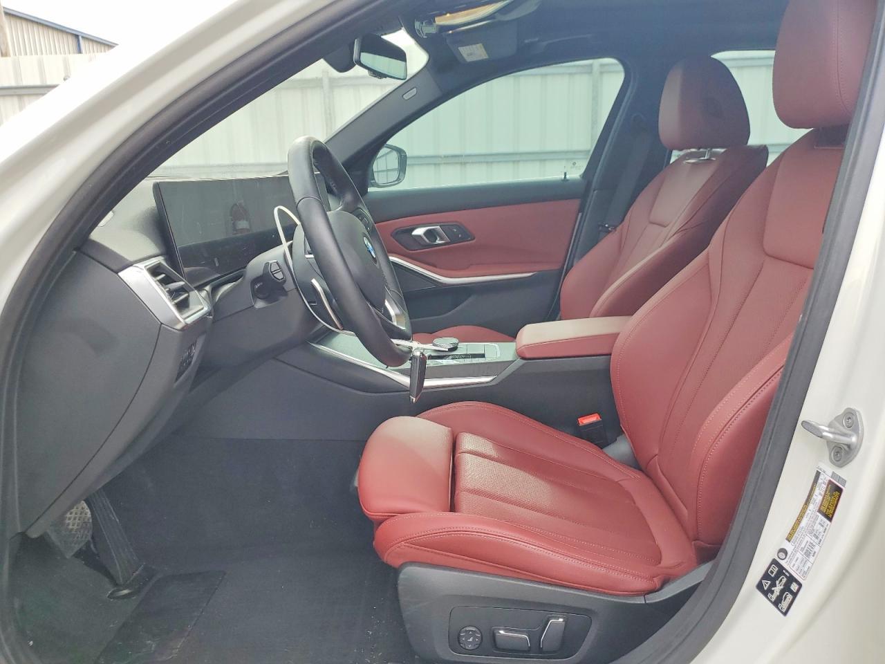 2024 BMW Seria 3 330i - zdjęcie 7