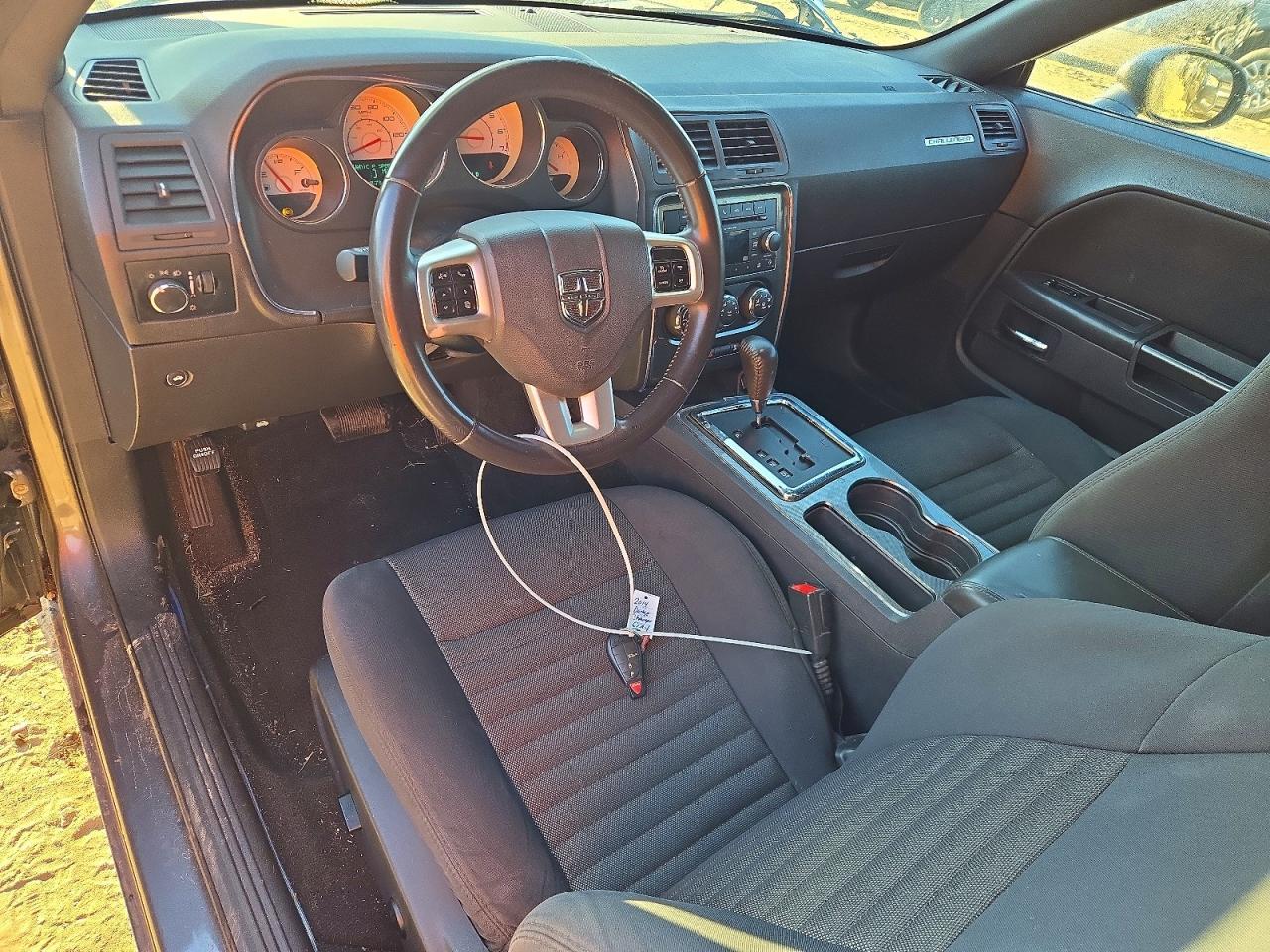 2014 Dodge Challenger Sxt - zdjęcie 8