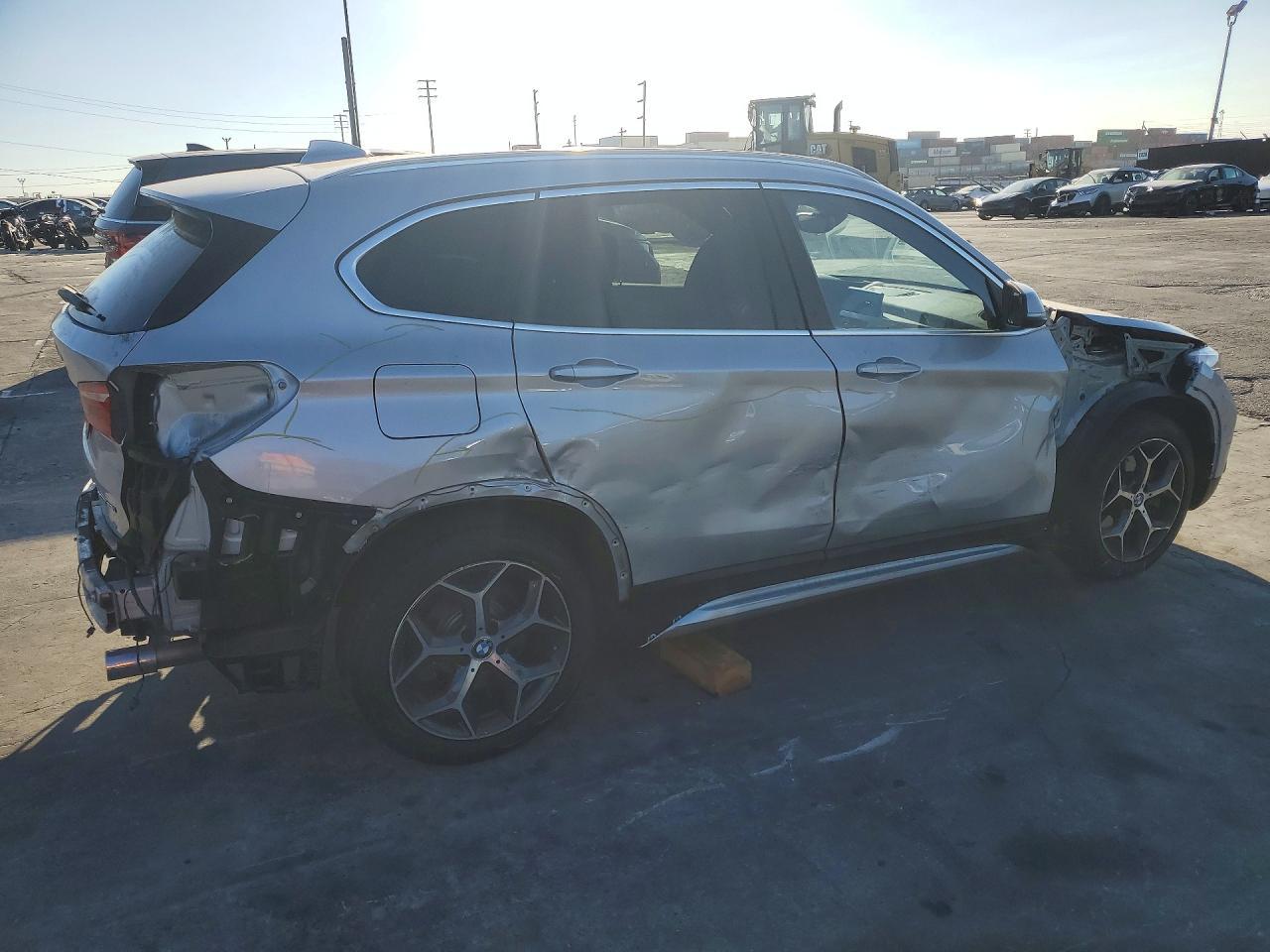 2019 BMW X1 xDrive28I - zdjęcie 3