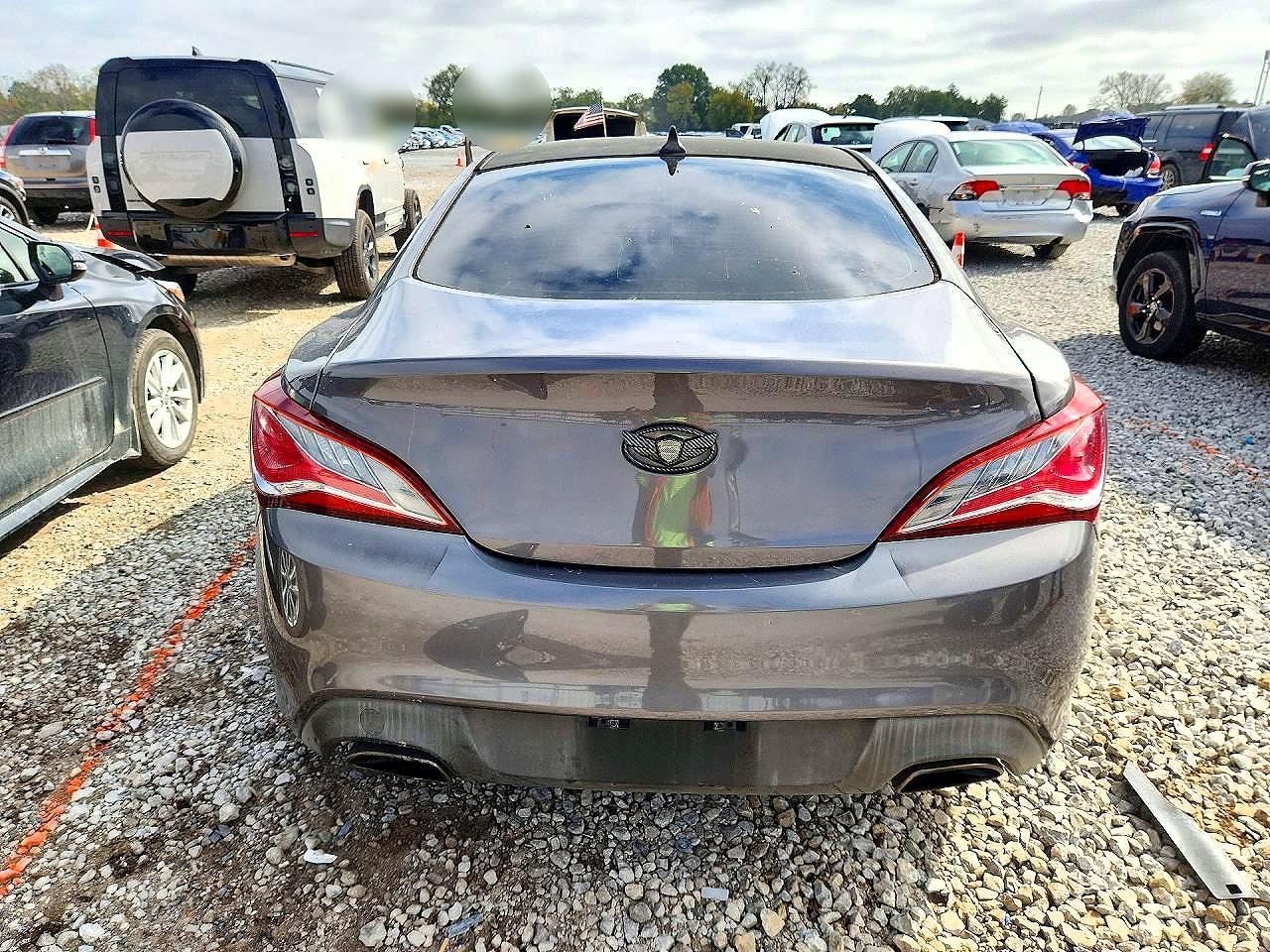 2013 Hyundai Genesis Coupe 2.0T R-Spec - zdjęcie 6