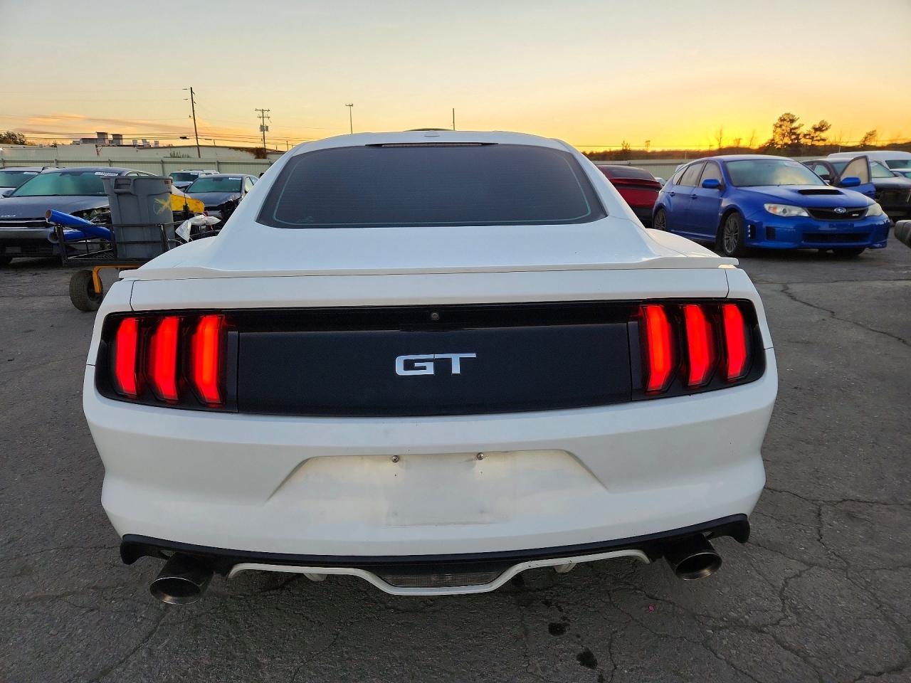 2016 Ford Mustang Gt - zdjęcie 6