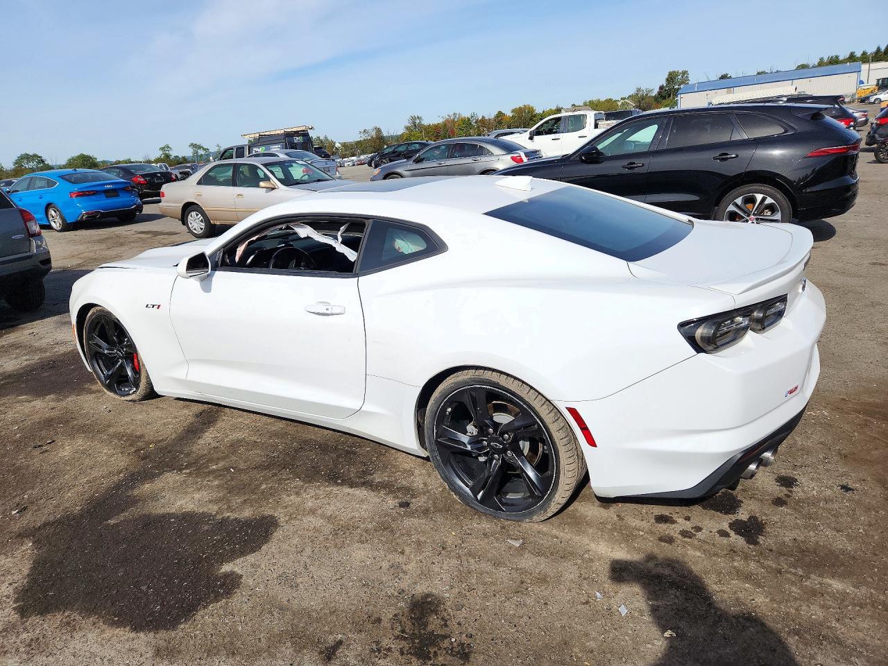 2021 Chevrolet Camaro Lz - zdjęcie 2