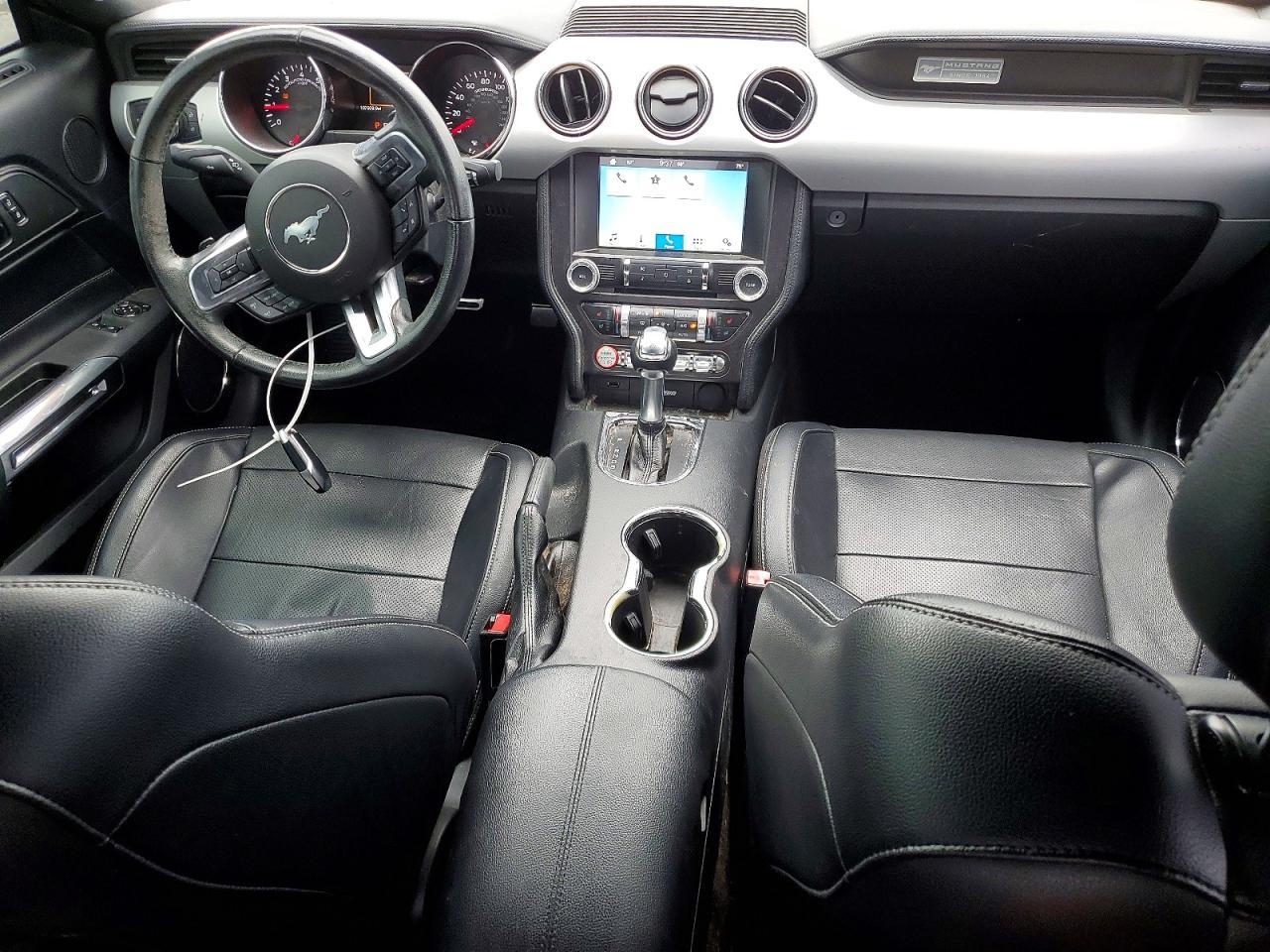 2016 Ford Mustang - zdjęcie 8