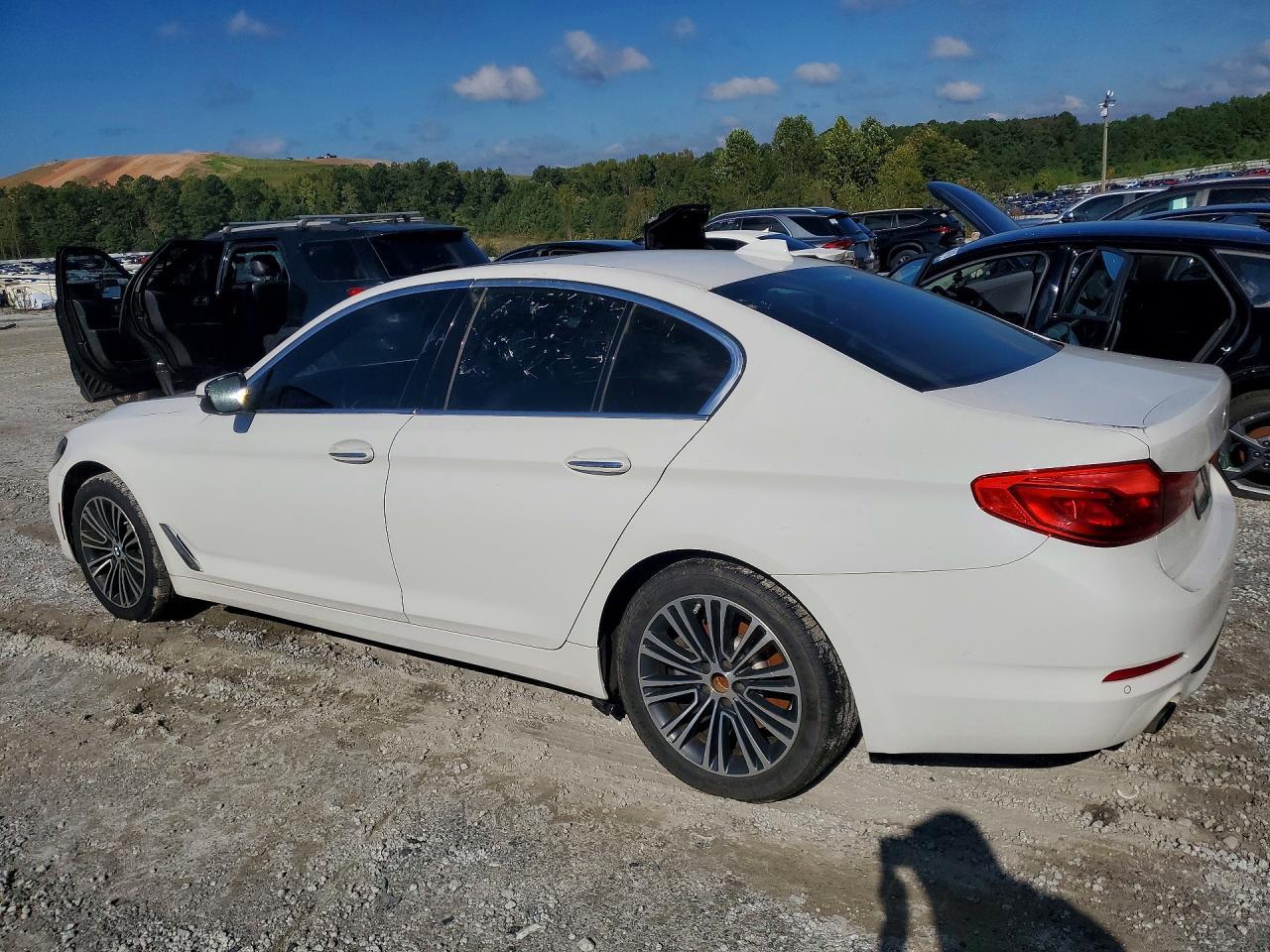 2017 BMW 530 I - zdjęcie 2