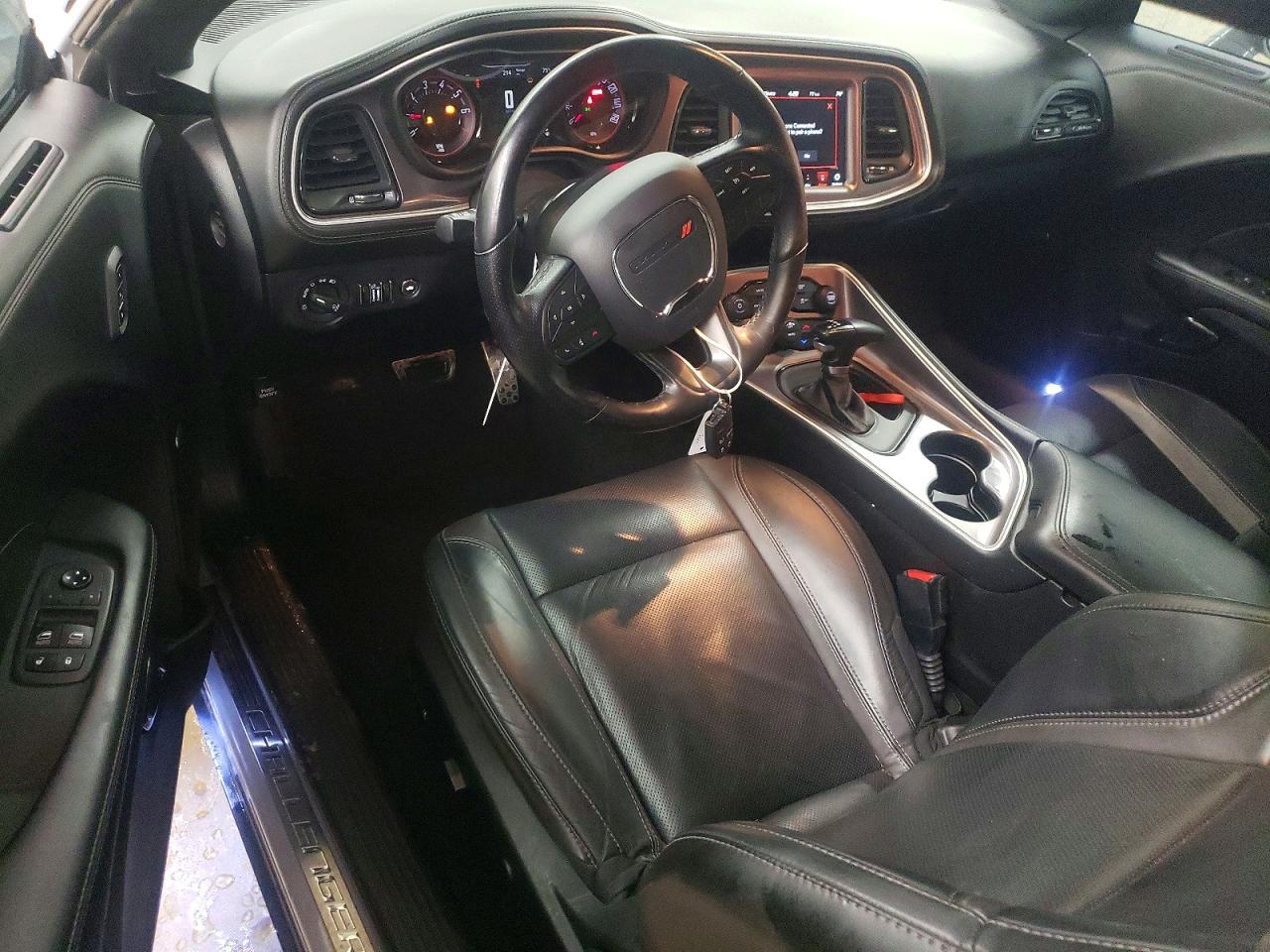 2021 Dodge Challenger Sxt - zdjęcie 8
