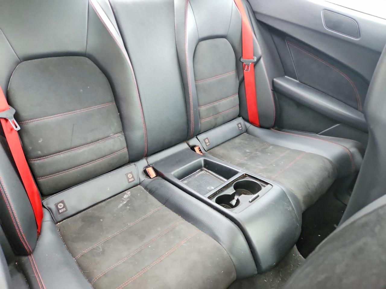 2013 Mercedes-Benz C 250 - zdjęcie 10