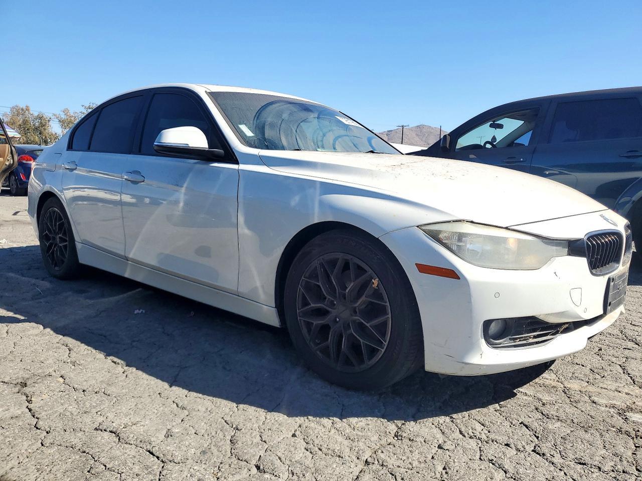 2014 BMW 328 I - zdjęcie 4