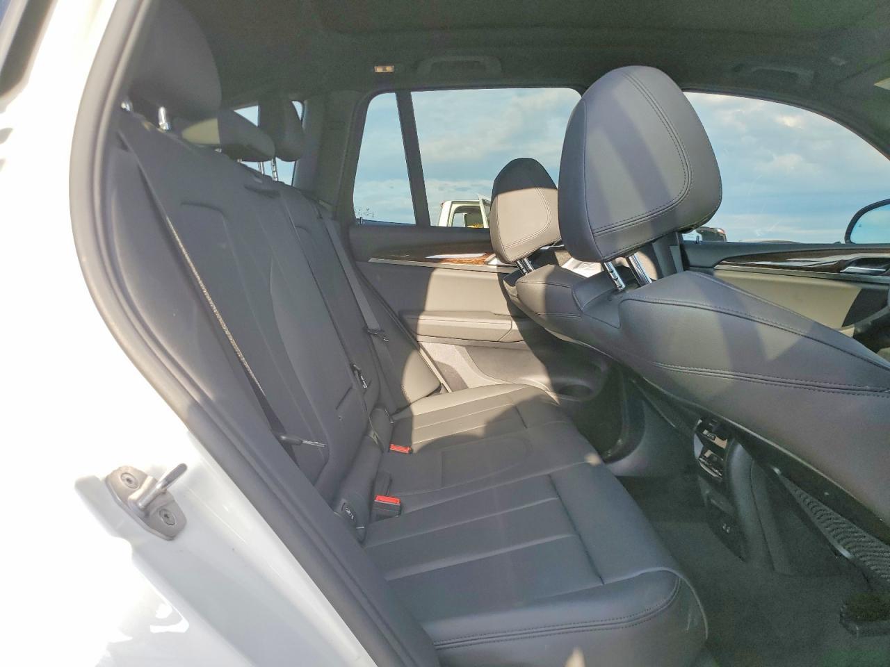 2021 BMW X3 Sdrive30I - zdjęcie 11
