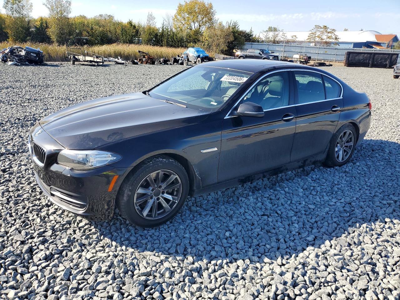2014 BMW Seria 5 528i - zdjęcie główne