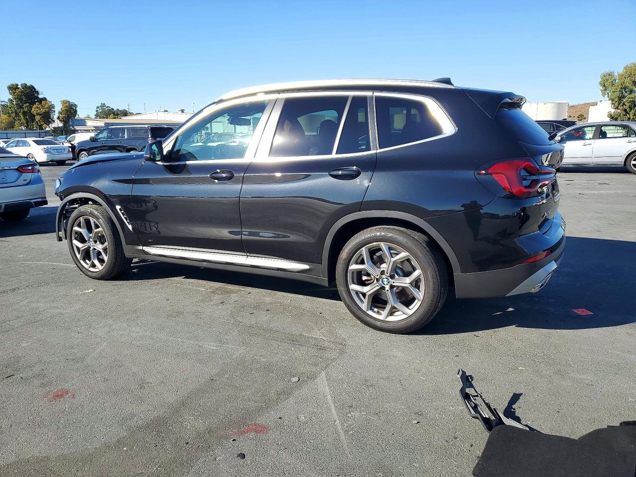 2024 BMW X3 xDrive30I - zdjęcie 2