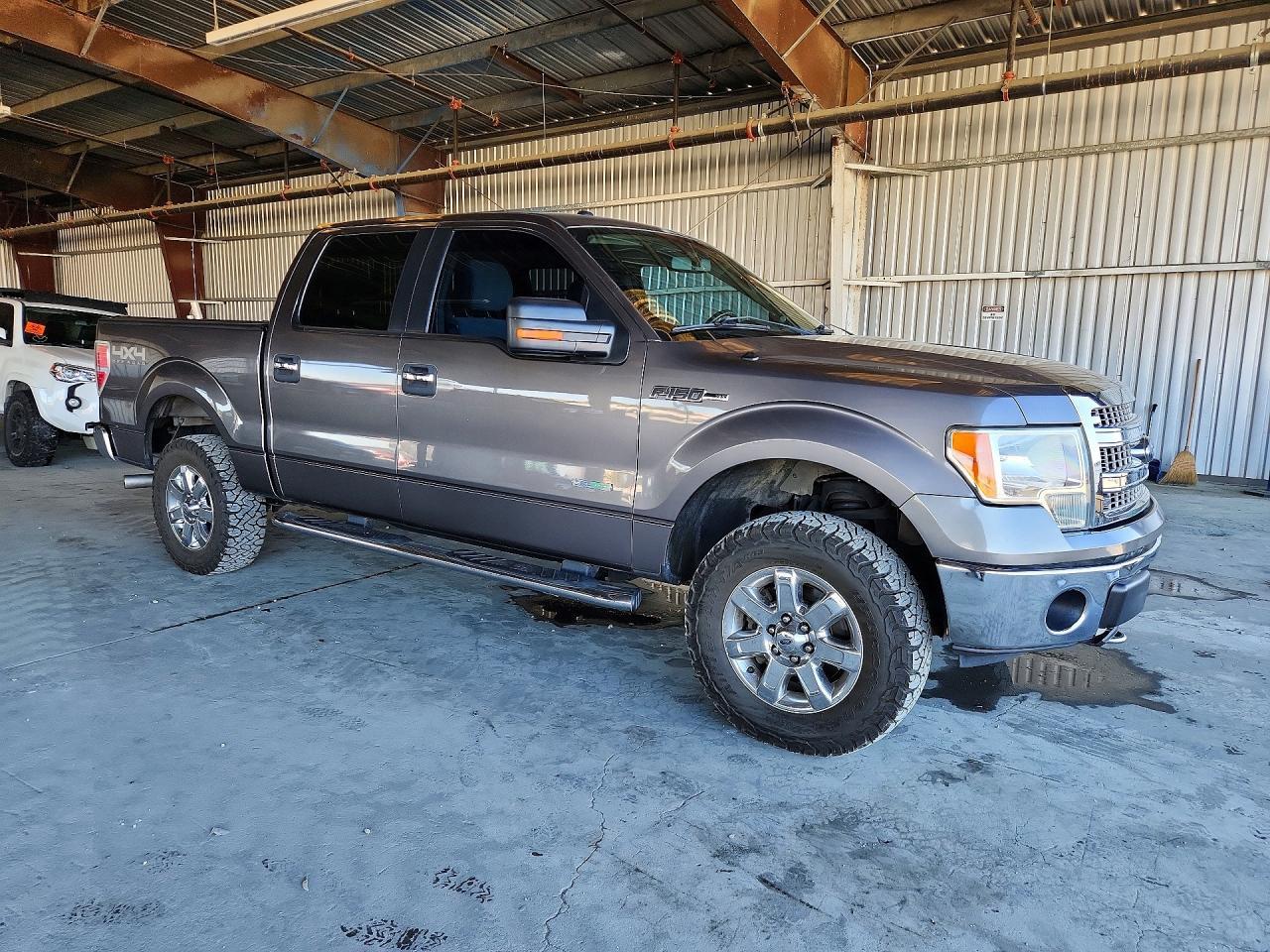 2014 Ford F150 Supercrew - zdjęcie 4