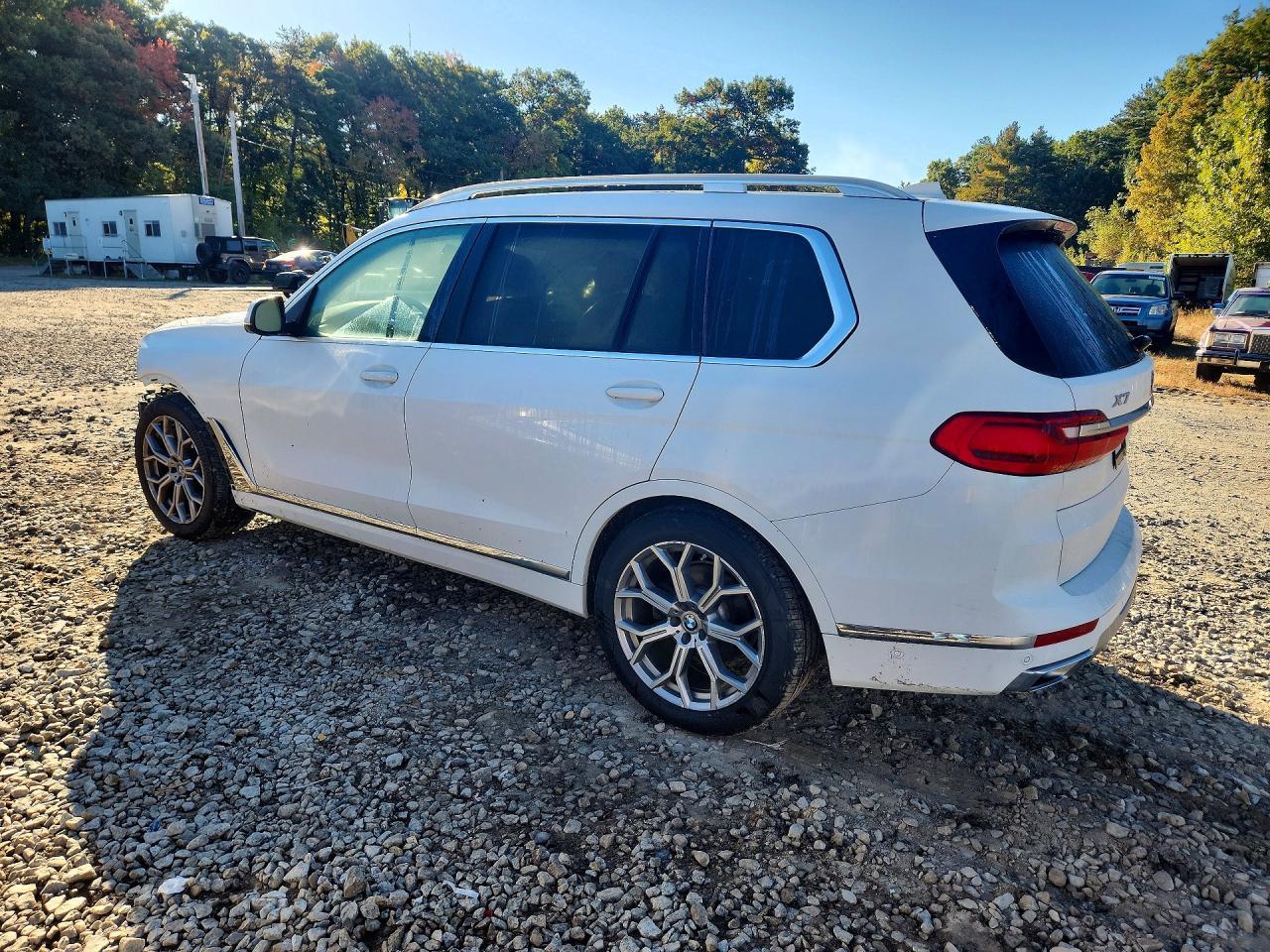 2020 BMW X7 xDrive40I - zdjęcie 2