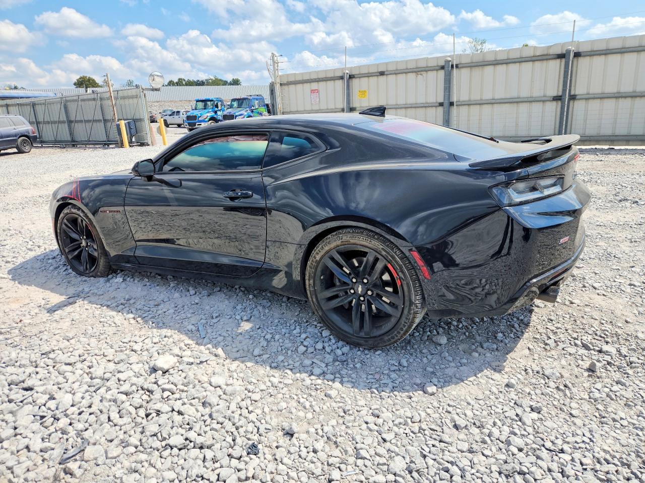 2018 Chevrolet Camaro Ss - zdjęcie 2