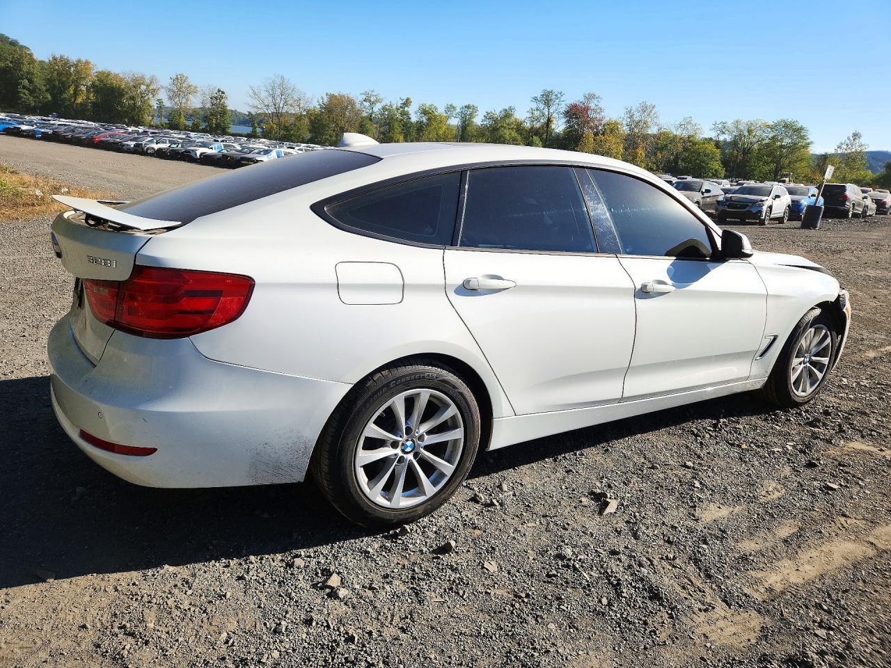 2014 BMW Seria 3 328i - zdjęcie 3