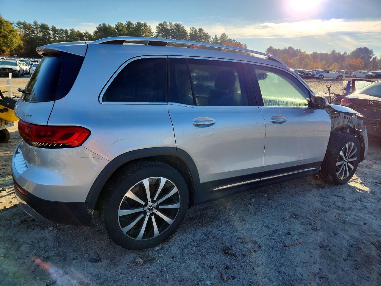 2021 Mercedes-Benz Glb 250 4Matic - zdjęcie 3