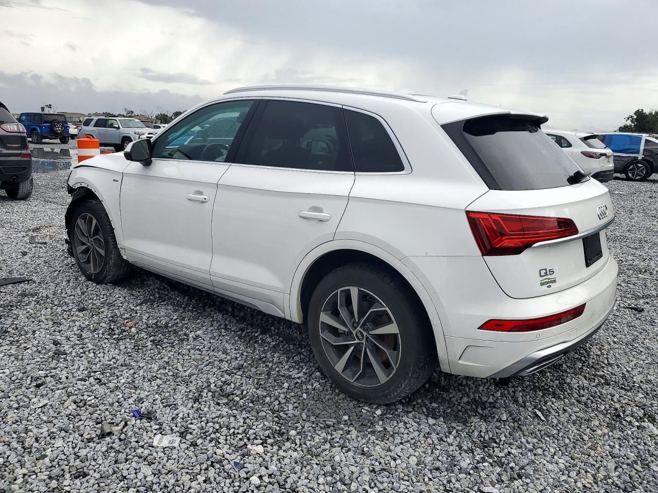 2022 Audi Q5 Premium Plus 45 - zdjęcie 2