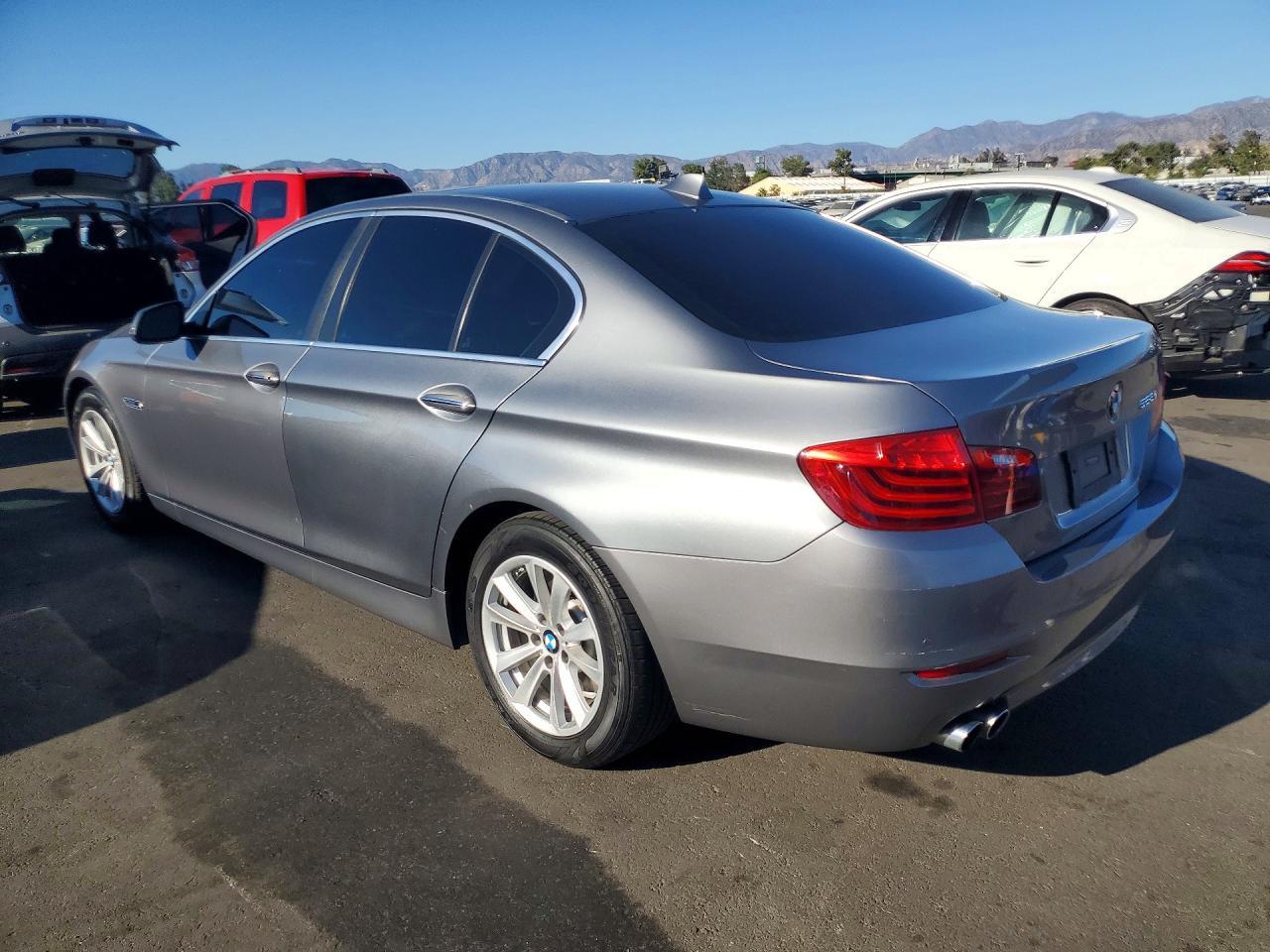 2014 BMW 528 I - zdjęcie 2