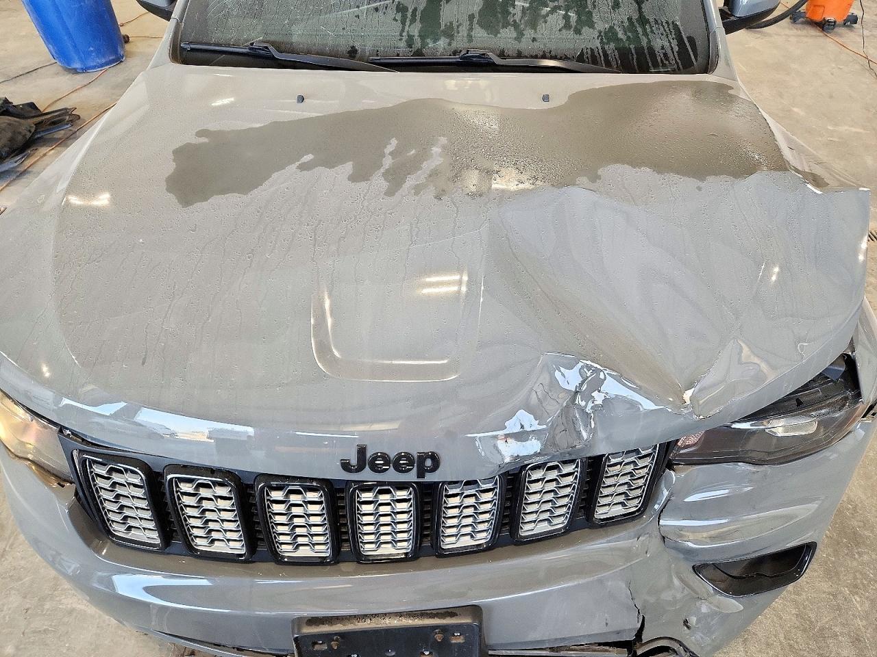 2021 Jeep Grand Cherokee Laredo - zdjęcie 12