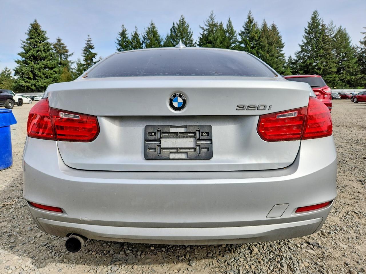 2015 BMW 320 I - zdjęcie 6