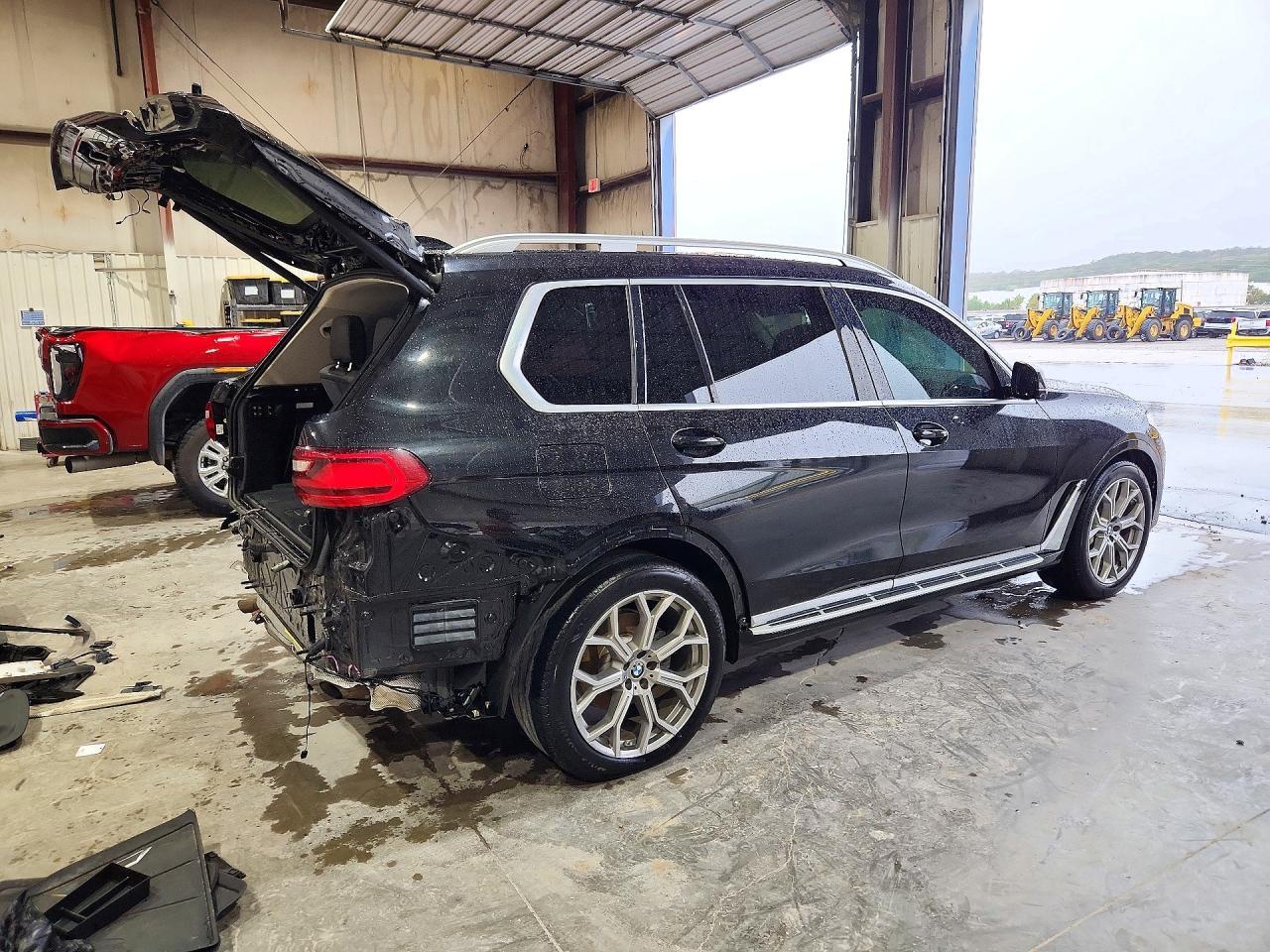2020 BMW X7 xDrive40I - zdjęcie 3