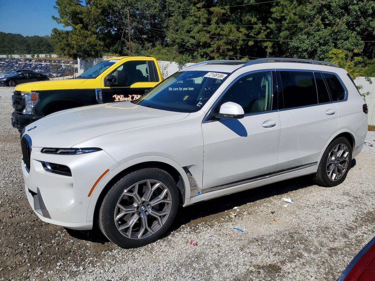 2023 BMW X7 xDrive40I - zdjęcie główne