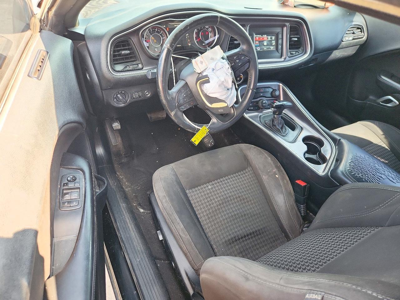 2015 Dodge Challenger Sxt - zdjęcie 8
