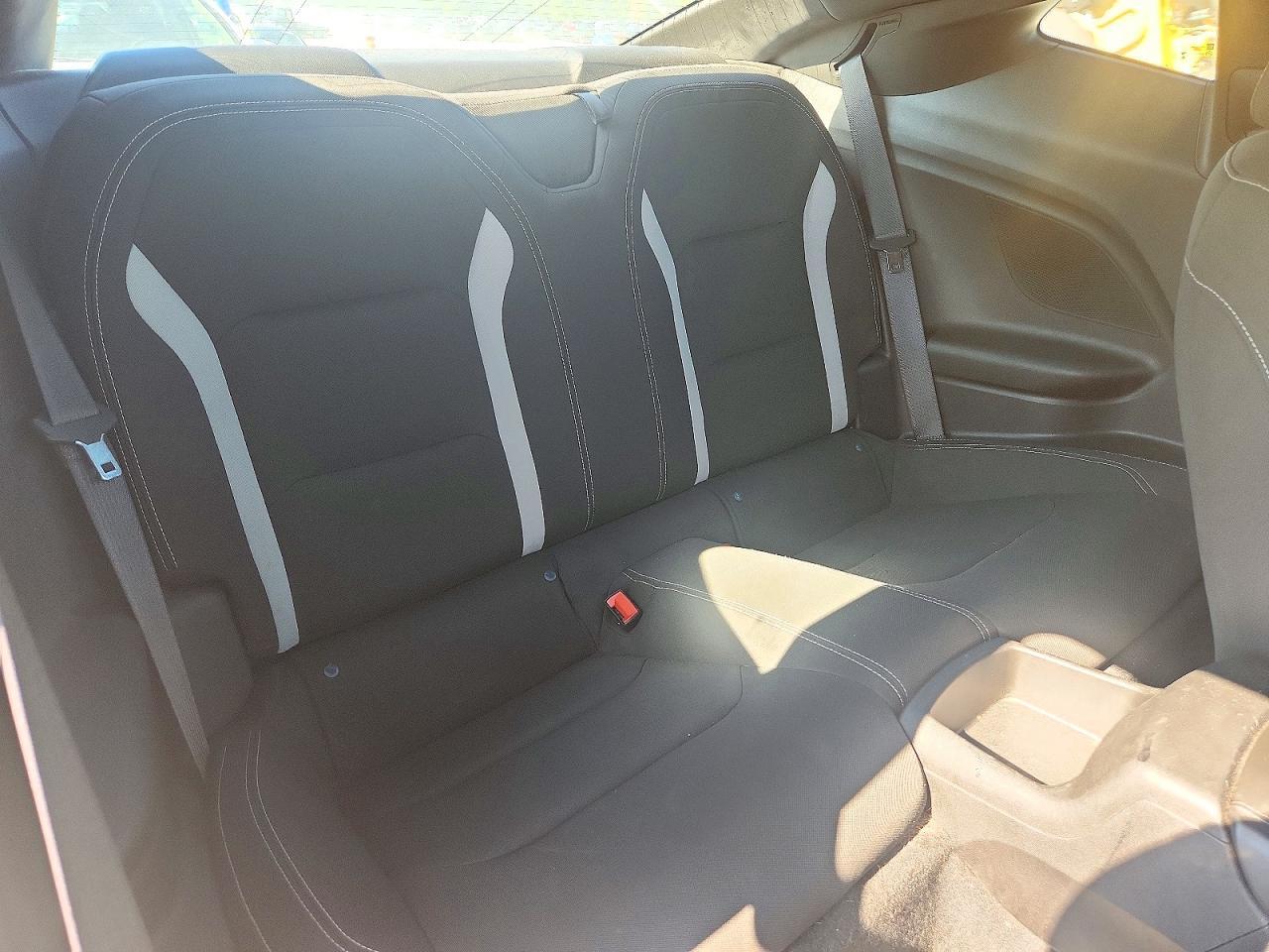2023 Chevrolet Camaro Ls - zdjęcie 10