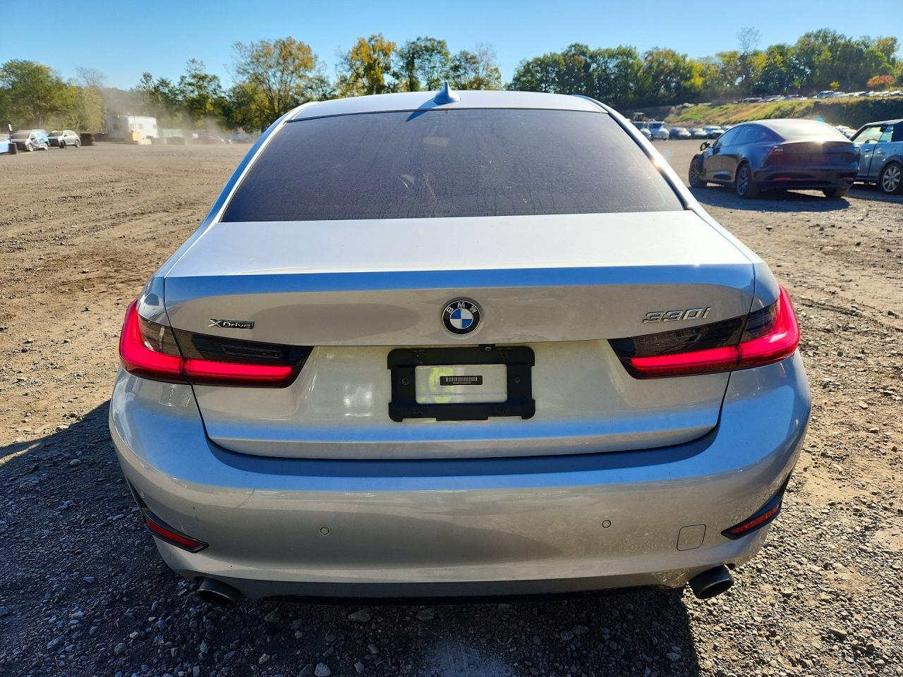 2019 BMW Seria 3 330i - zdjęcie 6